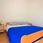 Apartament Dino *