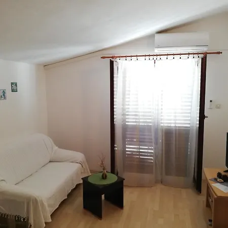 Apartament Dino