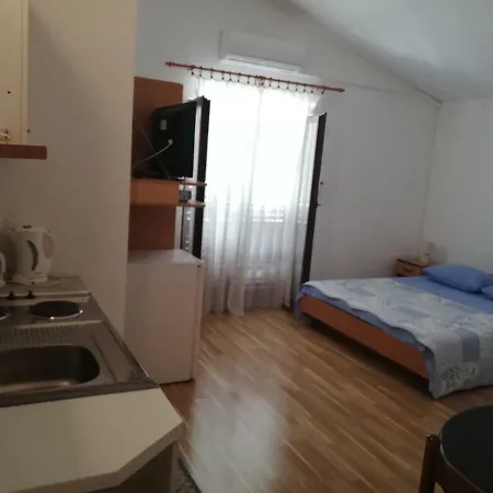 Apartment Dino *