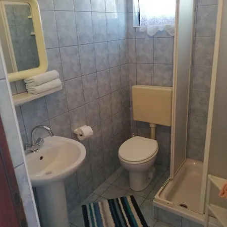 Dino Appartement Murter